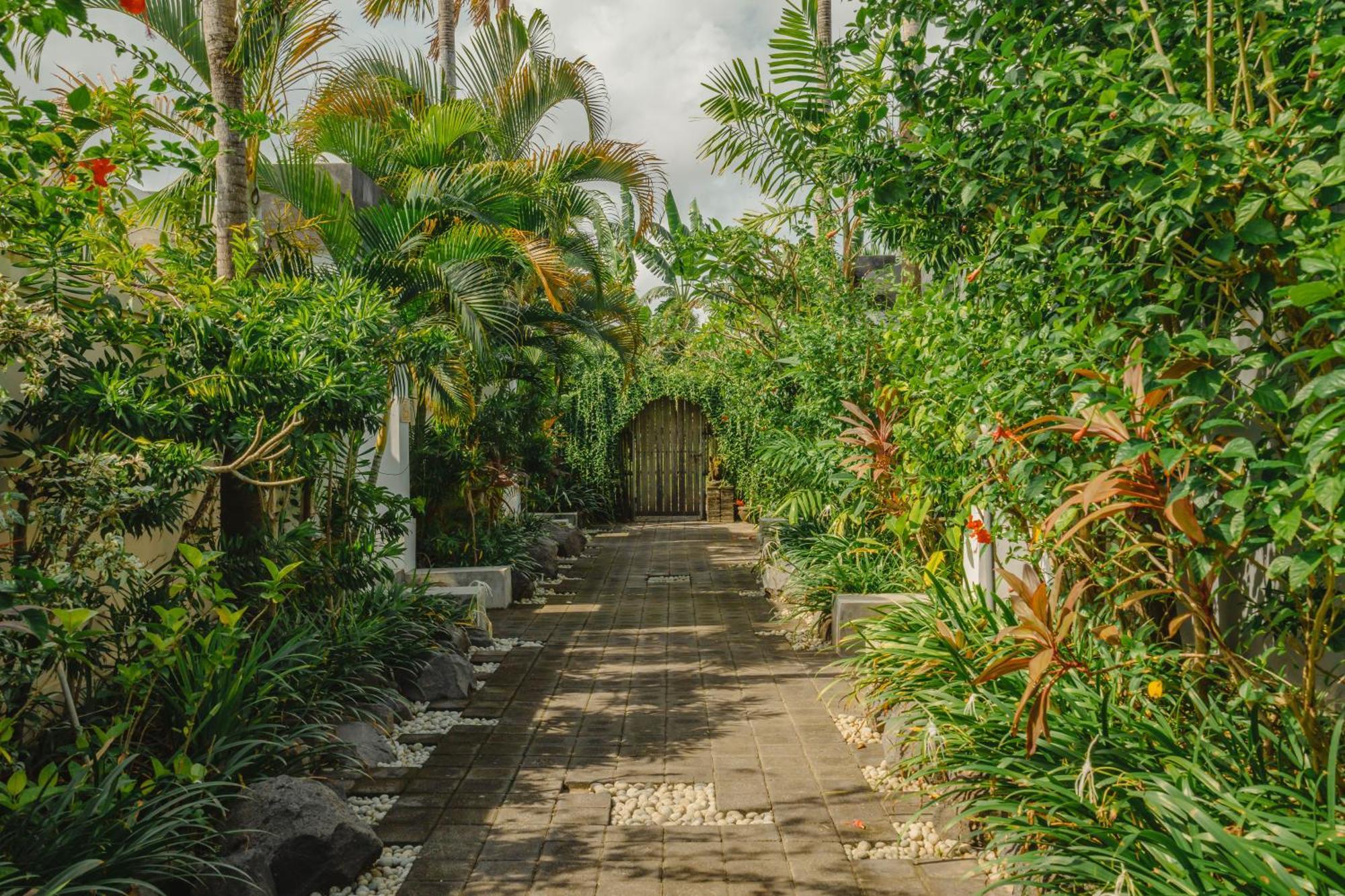 The Tukad Villa Seminyak  Exterior photo