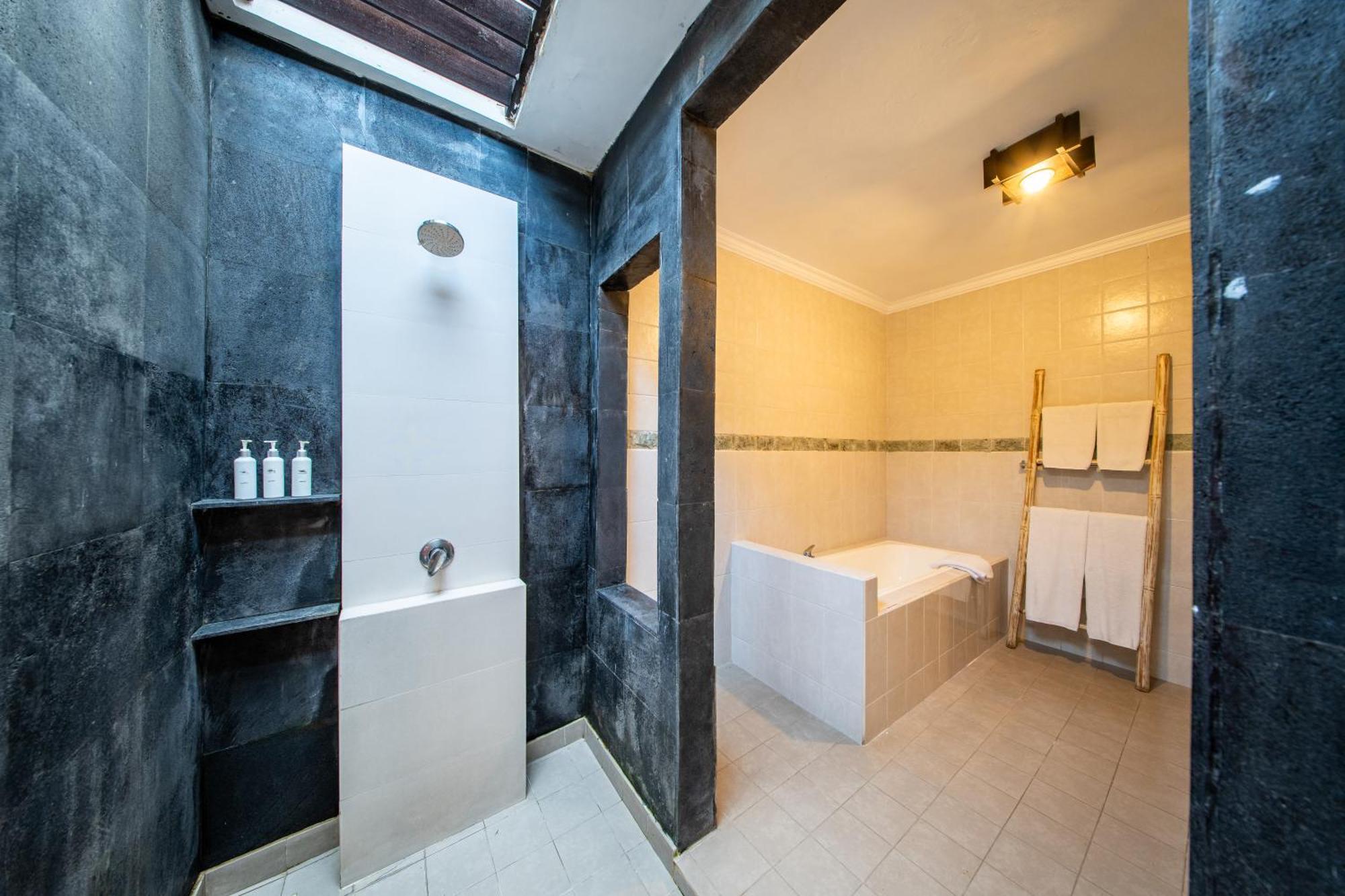 The Tukad Villa Seminyak  Exterior photo